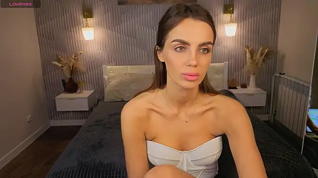 Amelia Broooks online show from 04/20/26, 01:08