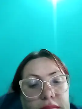 carolinhe26 online show from 04/16/26, 12:39