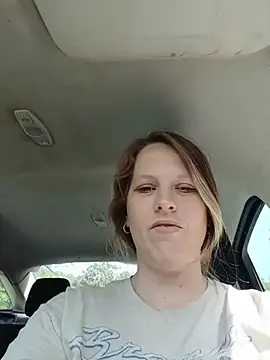 BOUNCYdddBRE online show from 04/17/26, 03:26