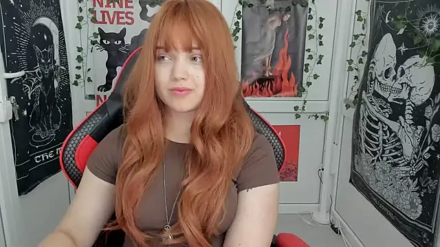 Snapshot of Caroline_cutte chatting on 07/15/26, 07:13 Caroline cutte online show from 07/15/26, 07:13