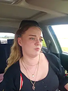 AliceLiddle  online show from 04/15/26, 03:19