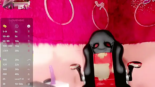 Leonela Castro  online show from 04/23/26, 11:53