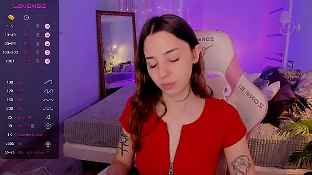 CharliGrace  online show from 06/16/26, 08:17
