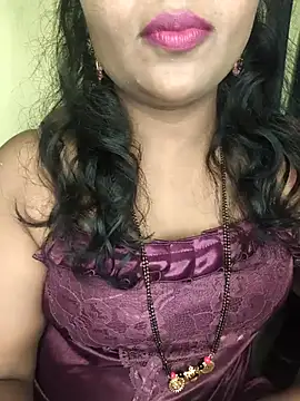 Snapshot of ur_love_kannada1 chatting on 05/05/26, 10:23 ur love kannada1 online show from 05/05/26, 10:23