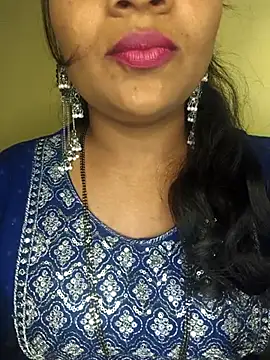 Snapshot of ur_love_kannada1 chatting on 05/11/26, 03:40 ur love kannada1 online show from 05/11/26, 03:40