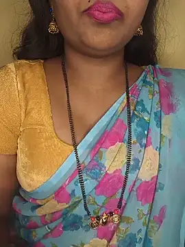 Snapshot of ur_love_kannada1 chatting on 06/06/26, 07:29 ur love kannada1 online show from 06/06/26, 07:29