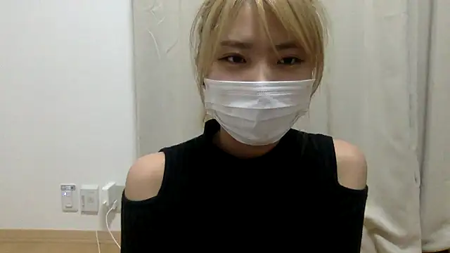  Misa misako  online show from 04/25/26, 11:35