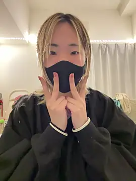 MITUKI0707 online show from 04/21/26, 11:38