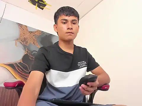 SantiagoCool online show from 04/18/26, 12:31
