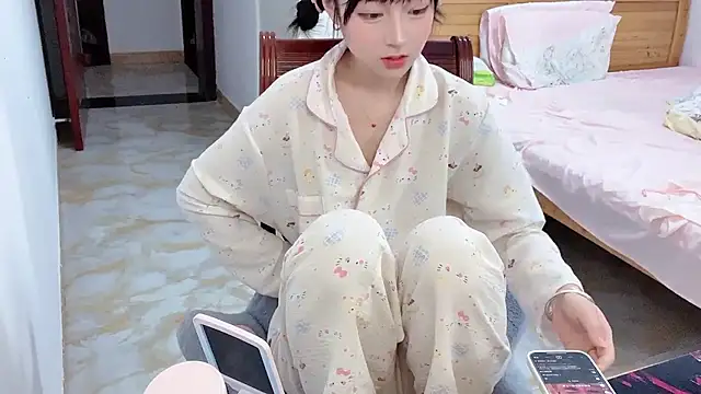 Kaixin-baobao online show from 04/18/26, 10:52