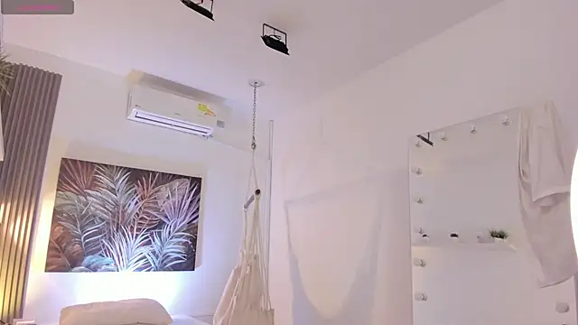 ivania lua online show from 04/24/26, 11:34