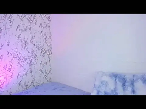 gia hofman online show from 04/17/26, 01:03