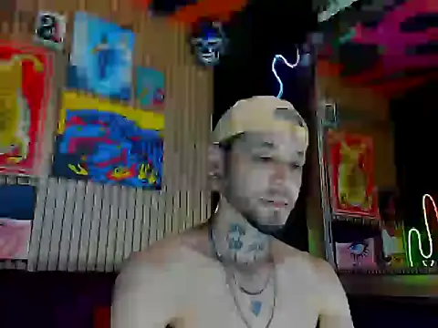Snapshot of Murdockk chatting on 06/10/26, 04:45 Murdockk online show from 06/10/26, 04:45