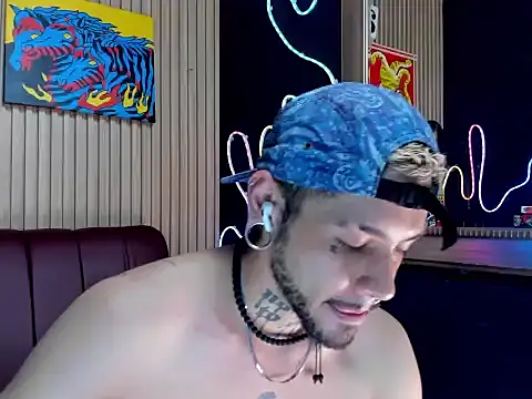 Snapshot of Murdockk chatting on 07/23/26, 01:58 Murdockk online show from 07/23/26, 01:58