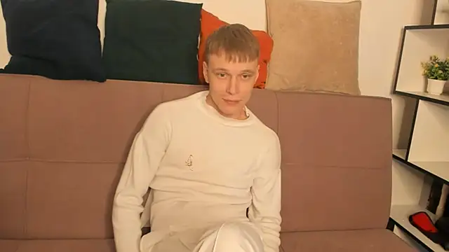 TwinkWhite online show from 04/13/26, 09:09