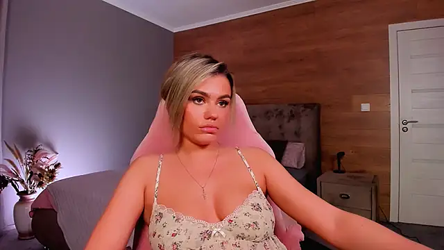 carry radient online show from 04/18/26, 07:18