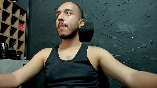 cristianstone2 online show from 04/22/26, 10:44