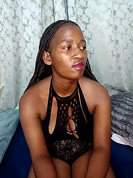 DimpleQueen 01 online show from 04/17/26, 05:27