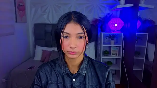 Snapshot of Perlaa_moon_ chatting on 07/14/26, 07:08 Perlaa moon online show from 07/14/26, 07:08
