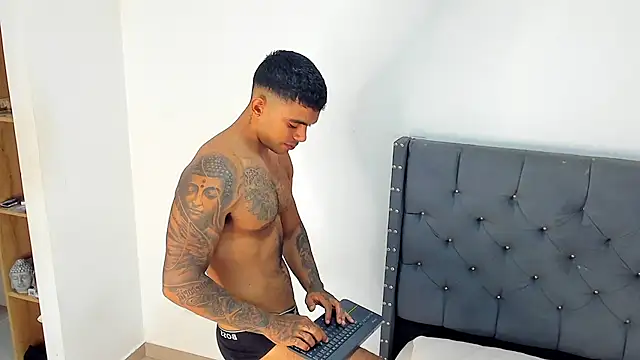 Andrewadamsx online show from 04/13/26, 12:54