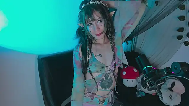 Lucy Jade online show from 04/14/26, 11:44