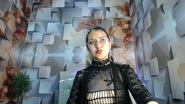 star  pink online show from 04/18/26, 07:07