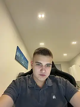 WARDEN w online show from 04/20/26, 07:37