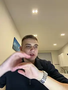 WARDEN w online show from 04/21/26, 09:06