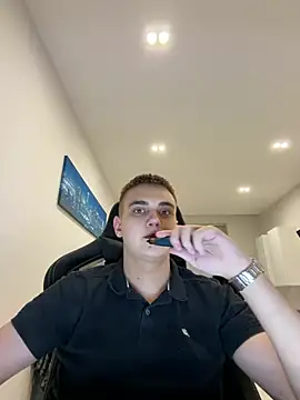 WARDEN w online show from 04/23/26, 06:21