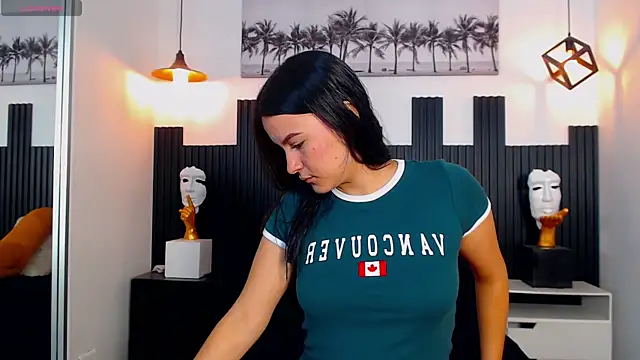 rosaleia  online show from 04/16/26, 08:20