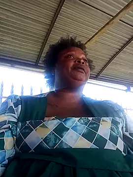 SweetBelly1 online show from 04/18/26, 11:47