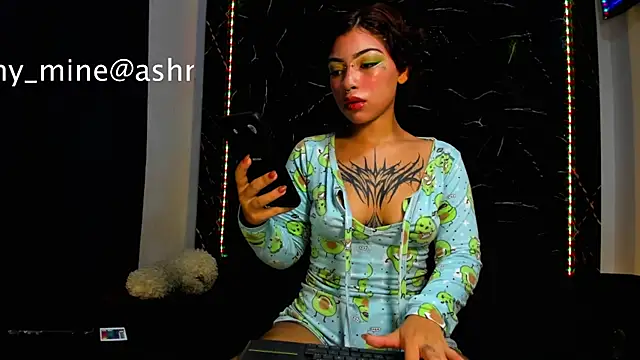 Ashnikko    online show from 06/19/26, 01:54
