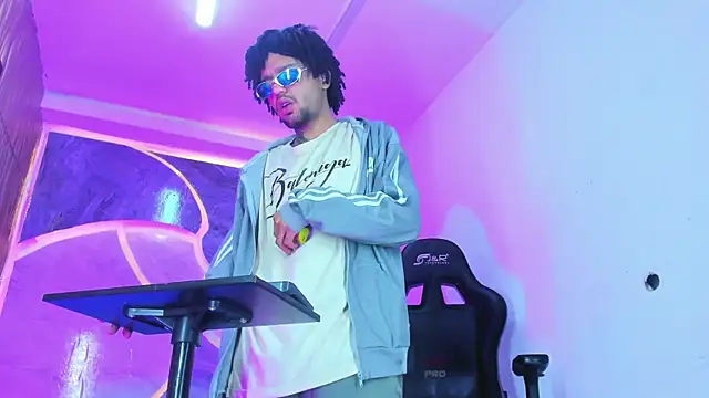 Josh Hot Sex online show from 04/18/26, 11:58