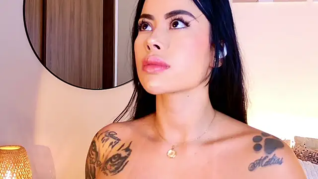Snapshot of KimberlyWalton chatting on 07/19/26, 12:25 KimberlyWalton online show from 07/19/26, 12:25