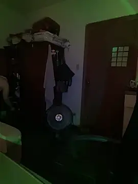 dayanestephany1 online show from 04/20/26, 09:38