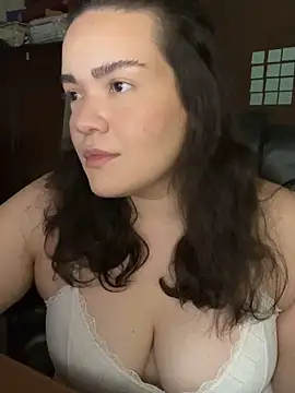 Snapshot of dayanestephany1 chatting on 04/27/26, 02:09 dayanestephany1 online show from 04/27/26, 02:09
