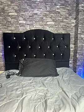 Morena-fire online show from 04/21/26, 07:17