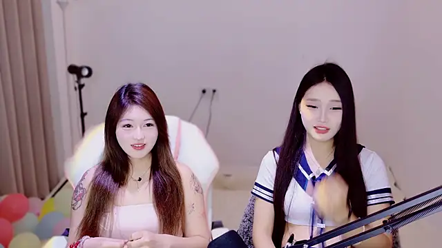 Xiongchumo1120 online show from 04/14/26, 02:39