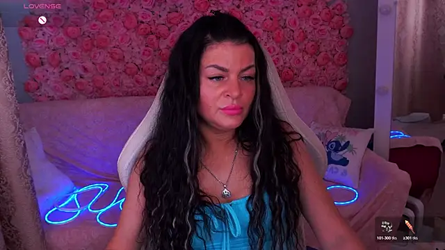 BlackFoxyyy online show from 04/15/26, 05:36