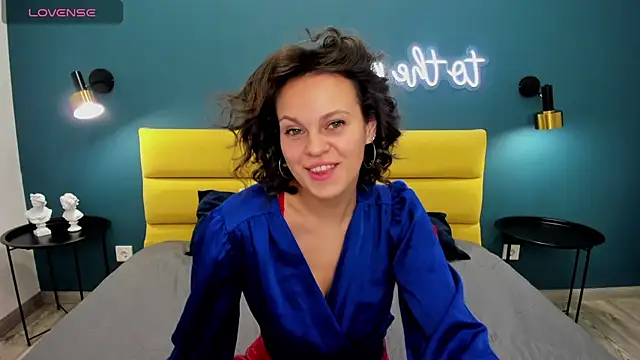 Kira Steel online show from 04/14/26, 08:09