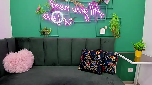 Kira Steel online show from 04/25/26, 01:19