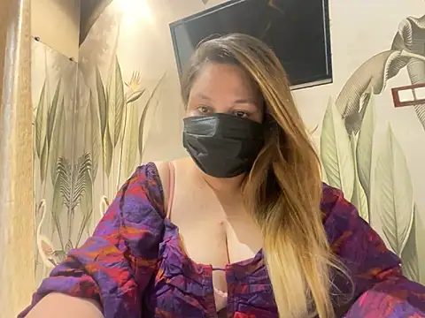 kavyasingh36 online show from 04/18/26, 07:58