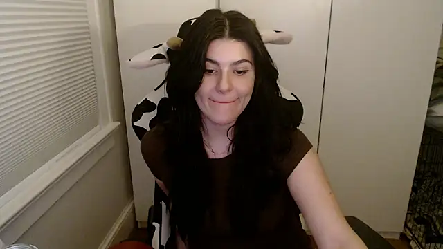 cassiealvarez online show from 04/23/26, 01:51