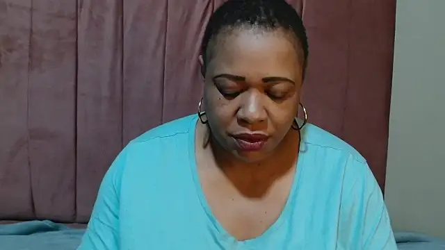 BUSTYQUEEN56  online show from 06/08/26, 06:25