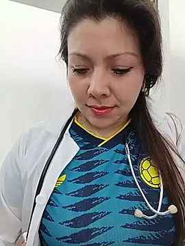 SARA 21- online show from 06/17/26, 01:01