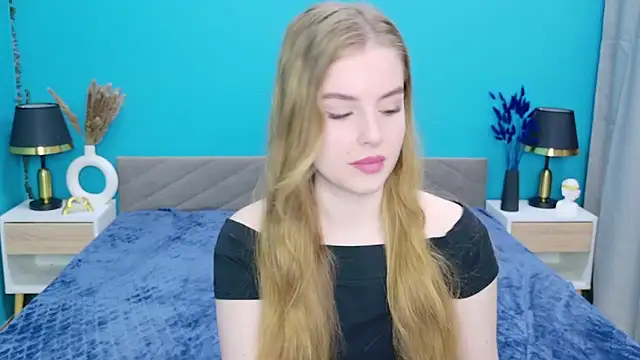 Sofia Weber online show from 04/22/26, 10:17