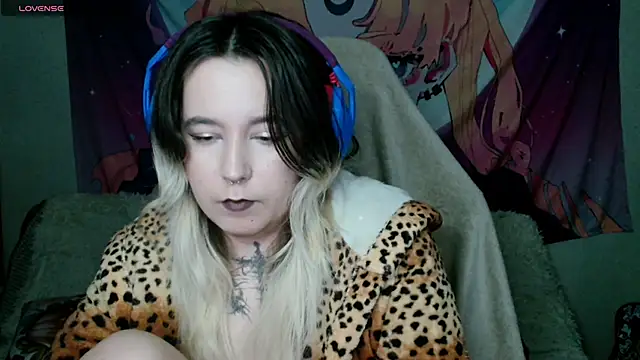 mirabite  online show from 04/16/26, 07:09