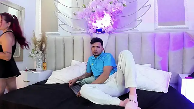 wild loverss online show from 04/21/26, 08:55