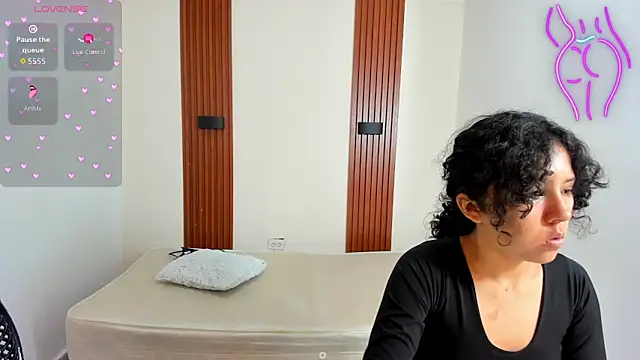 zoe hayami online show from 05/08/26, 10:42