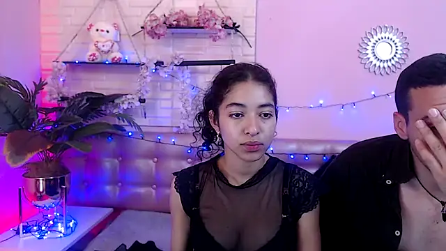 Aronandmoli69 online show from 04/23/26, 12:29